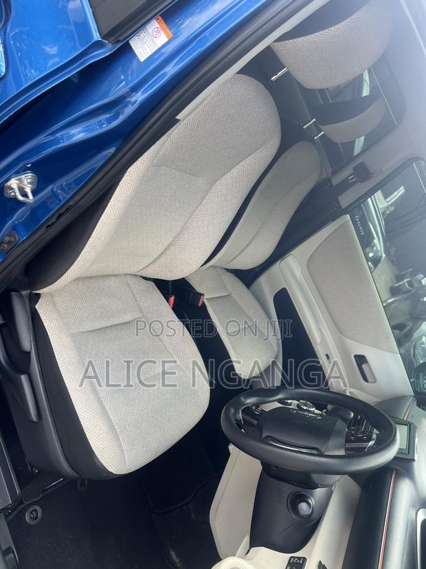 Toyota Sienta 2016 Blue