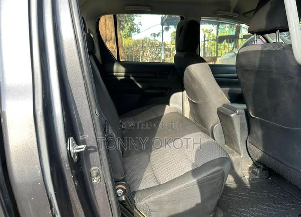 Toyota Land Cruiser 2021 Silver