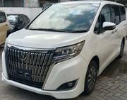 Toyota Esquire 2019 Pearl for sale