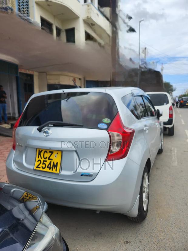 Nissan Note 2013 Silver