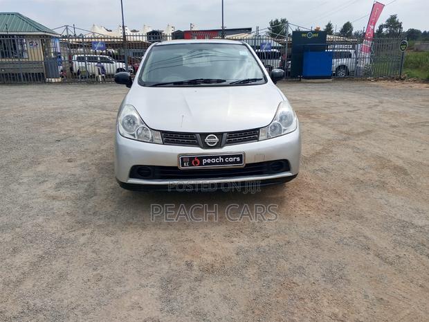 Nissan Wingroad 2010 Silver