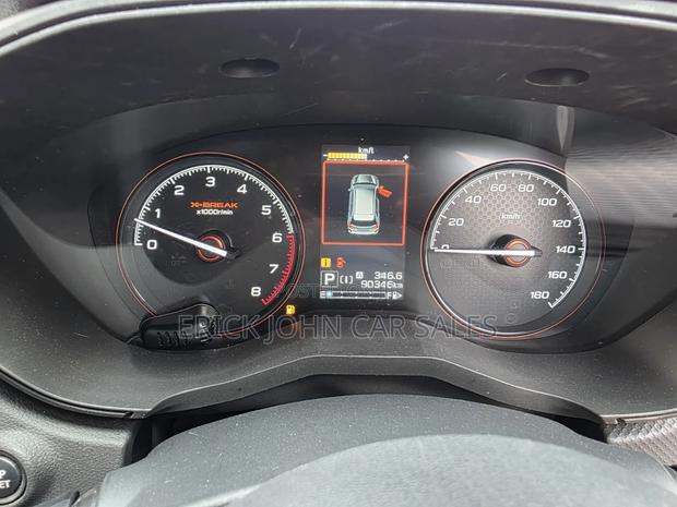 Subaru Forester Base AWD 2019 Gray