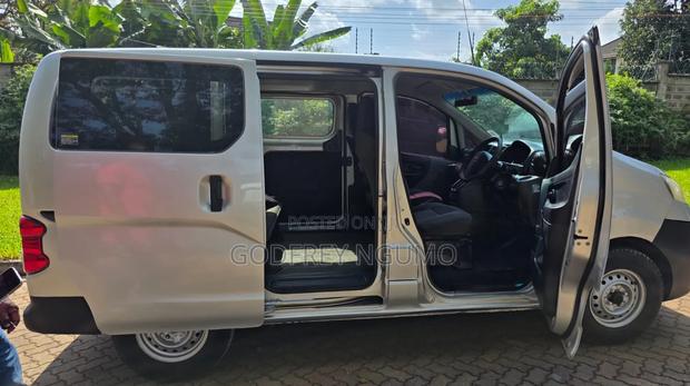 Nissan NV200 2015 Silver