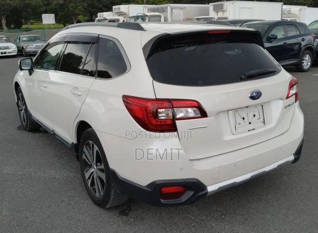 Subaru Outback 2.5i AWD 2019 White
