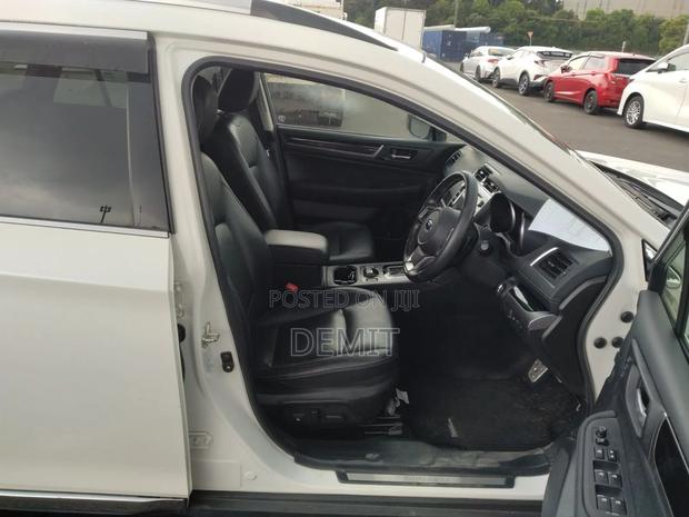Subaru Outback 2.5i AWD 2019 White