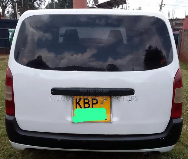 Toyota Probox 2005 White