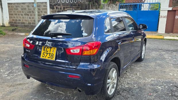 Mitsubishi RVR 2.0 2011 Blue