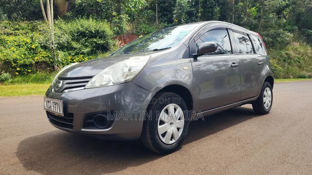Nissan Note 2011 Gray