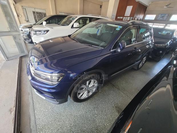 Volkswagen Tiguan 2019 Blue