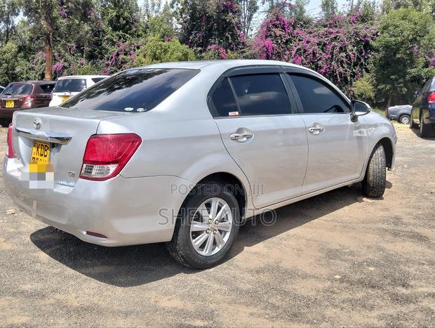 Toyota Axio 2015 Silver