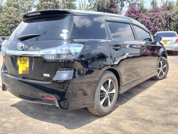 Toyota Wish 2015 Black