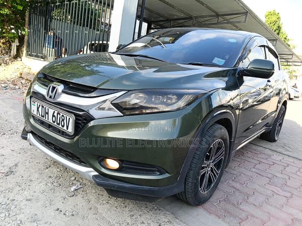 Honda Vezel 2015 Green