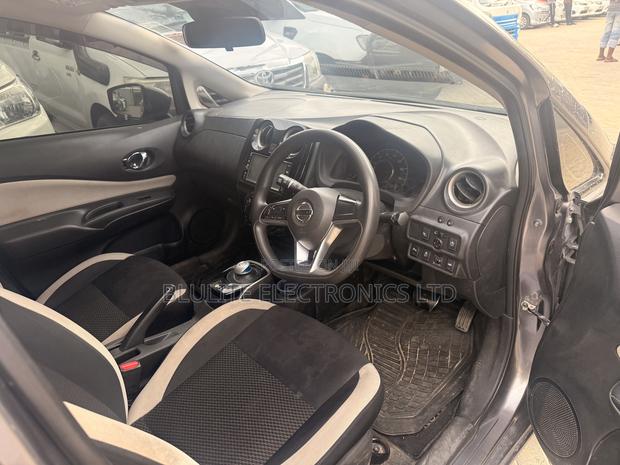 Nissan Note 2017 Gray