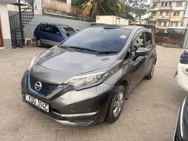 Nissan Note 2017 Gray