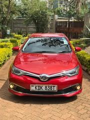 Toyota Auris 2015 Red for sale