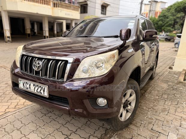 Toyota Land Cruiser Prado 2014 Maroon