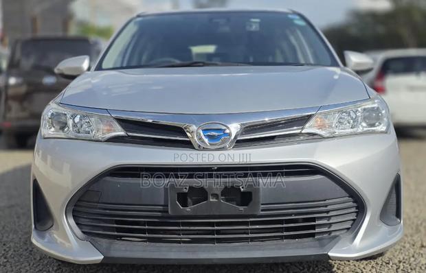 Toyota Corolla 2019 Silver