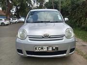 Toyota Sienta 2010 Silver for sale