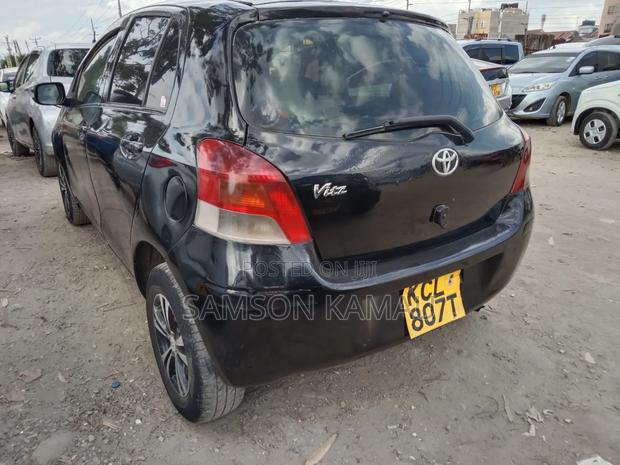 Toyota Vitz 2010 Black