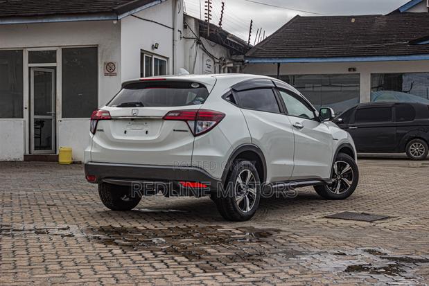 Honda Vezel 1.5 2WD 2019 White