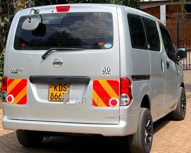 Nissan NV200 2018 Silver