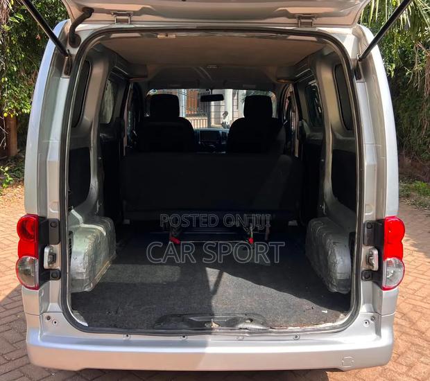 Nissan NV200 2018 Silver