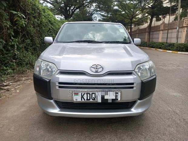 Toyota Succeed 2017 Silver