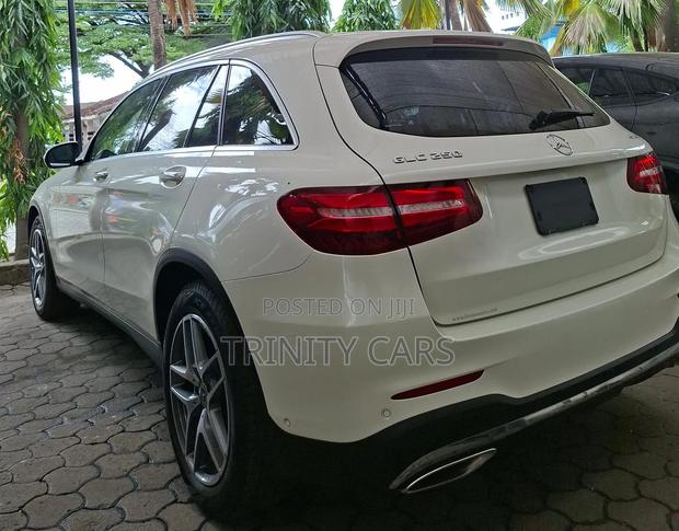 Mercedes-Benz GLC-Class 2019 White