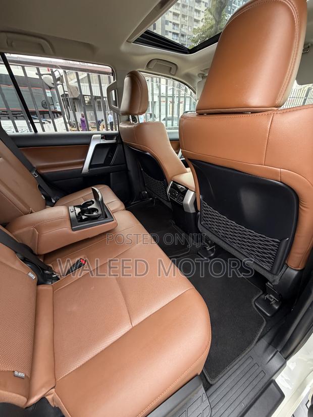 Toyota Land Cruiser Prado 2.7 2021 Pearl