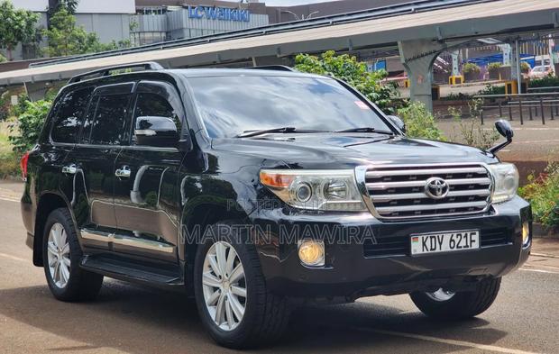Toyota Land Cruiser Prado 2013 Black