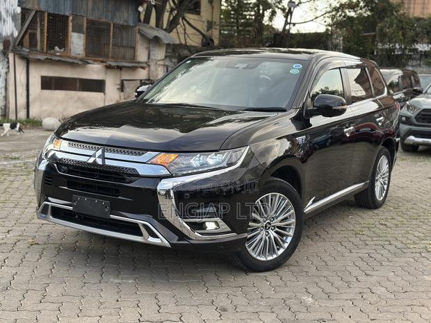 Mitsubishi Outlander 2.4 PHEV AWD 2019 Black
