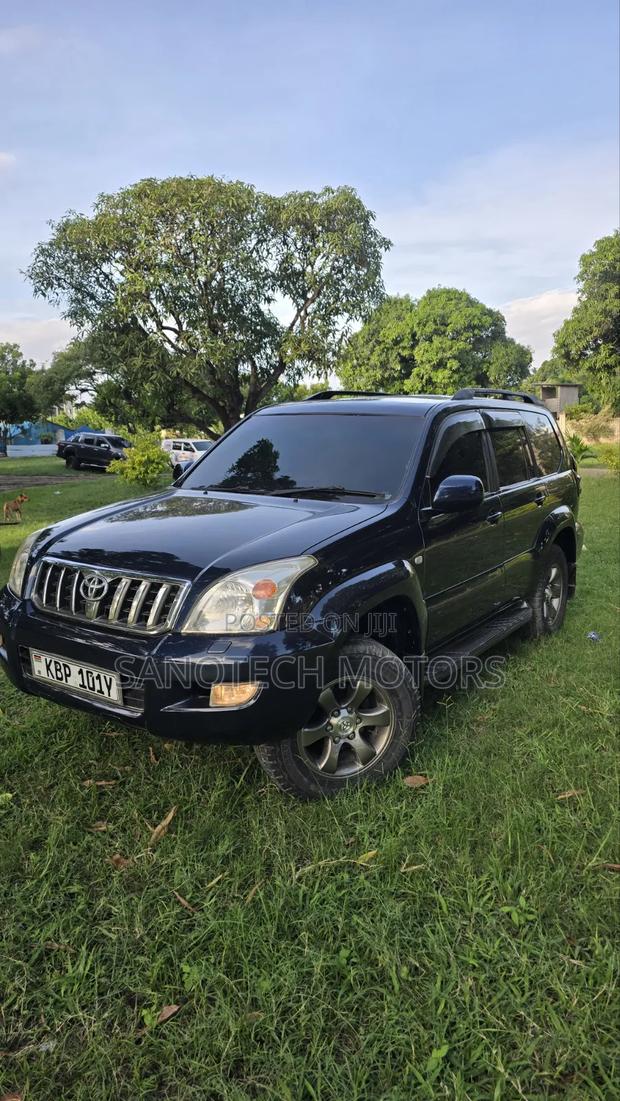 Toyota Land Cruiser Prado 2005 Blue