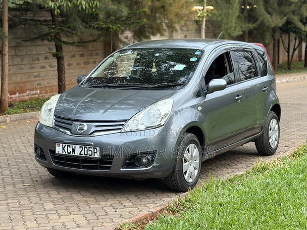 Nissan Note 2012 Gray