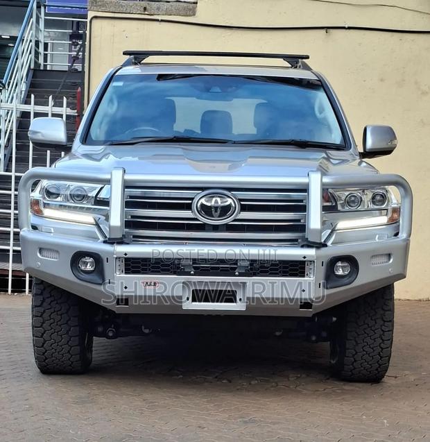 Toyota Land Cruiser Prado 2019 Silver