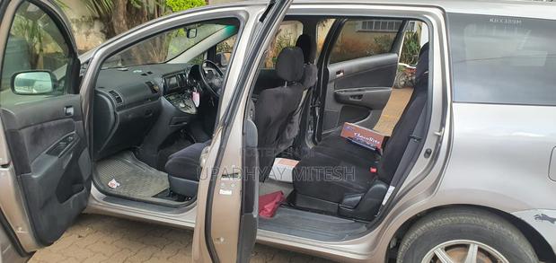 Toyota Wish 2006 Gray