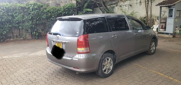 Toyota Wish 2006 Gray