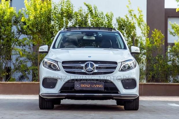 Mercedes-Benz GLE-Class GLE 350d 4MATIC 2016 White