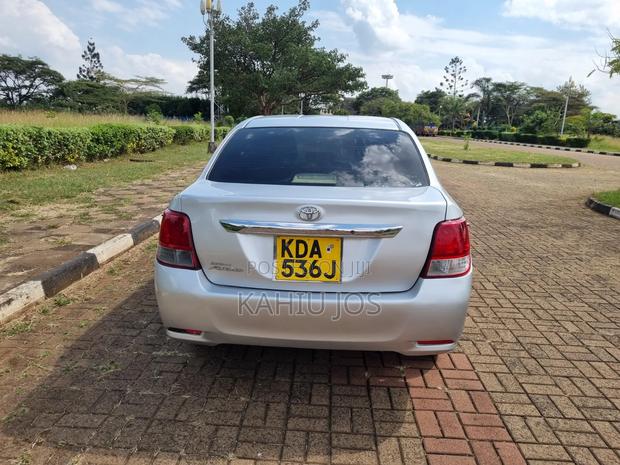 Toyota Axio 2014 Silver