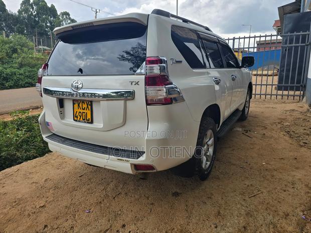 Toyota Land Cruiser Prado 2013 White