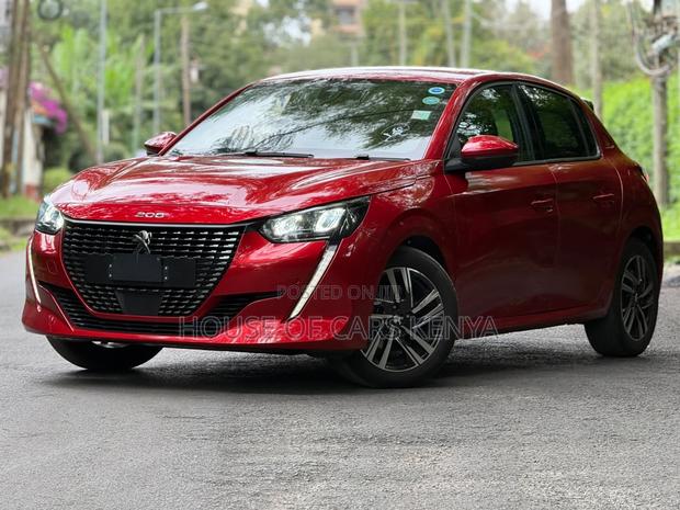 Peugeot 208 2021 Red
