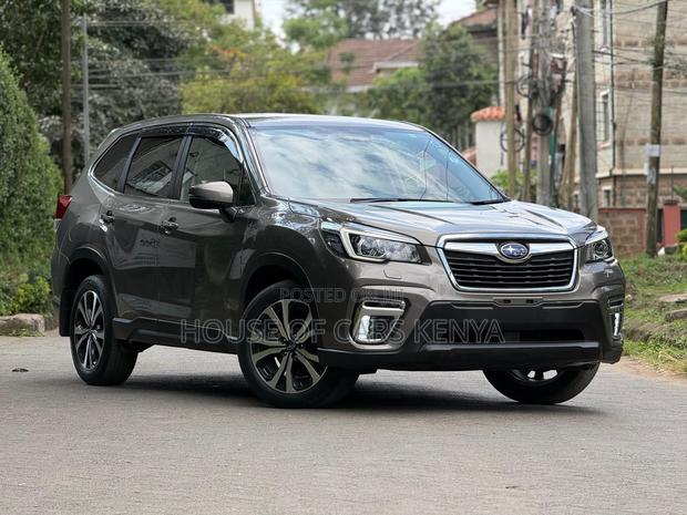 Subaru Forester 2019 Gray