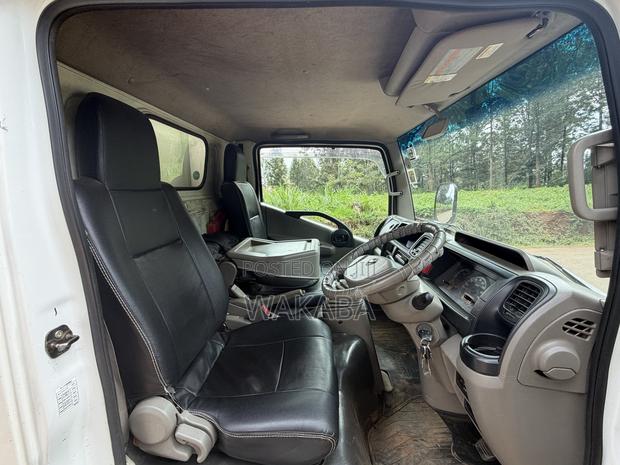 Nissan Atlas 2015 White