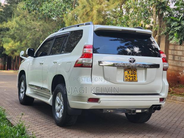 Toyota Land Cruiser Prado 2.8 D-4D 2016 Pearl