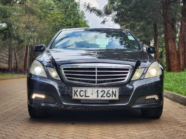 Mercedes-Benz E250 2010 Black