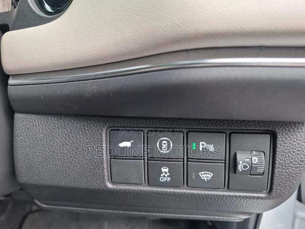 Honda Vezel 1.5 Hybrid 2WD 2021 Silver