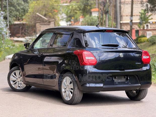 Suzuki Swift 2018 Black