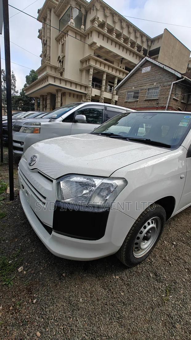 Toyota Probox 2018 White