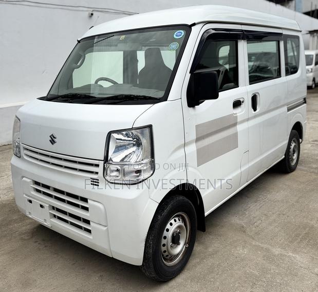 Suzuki Every Wagon 2019 White