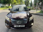 Toyota Vanguard 2011 Maroon for sale