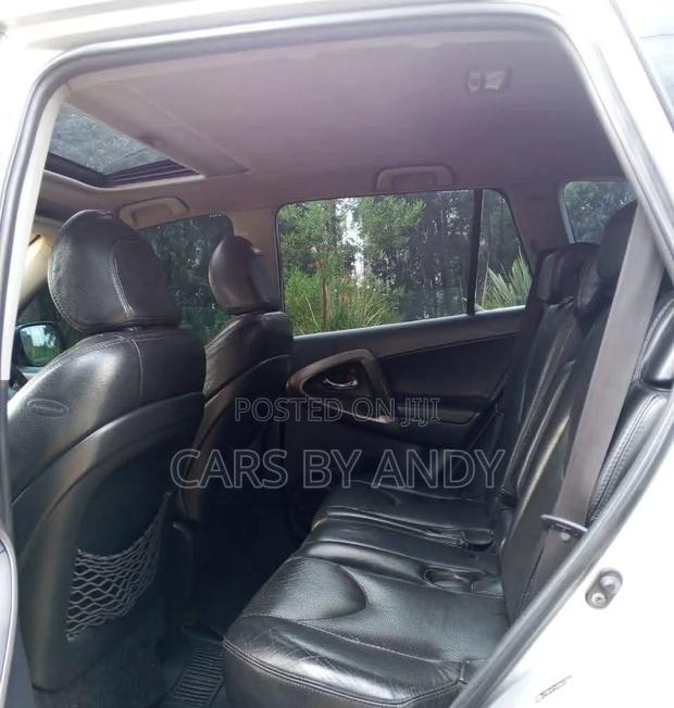 Toyota RAV4 2.0 4x4 2007 Silver